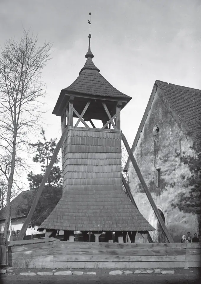 Dřevěné kostelíky Zakarpatí - Florian Zapletal - Wooden churches in Carpathians, Дерев’яні церкви Закарпаття - Флоріан Заплетал