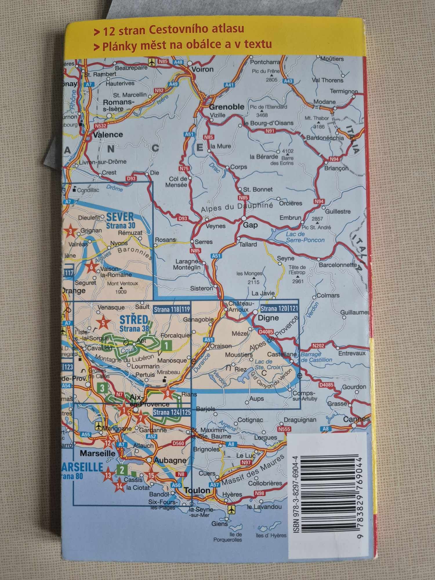 Provence s cestovním atlasem