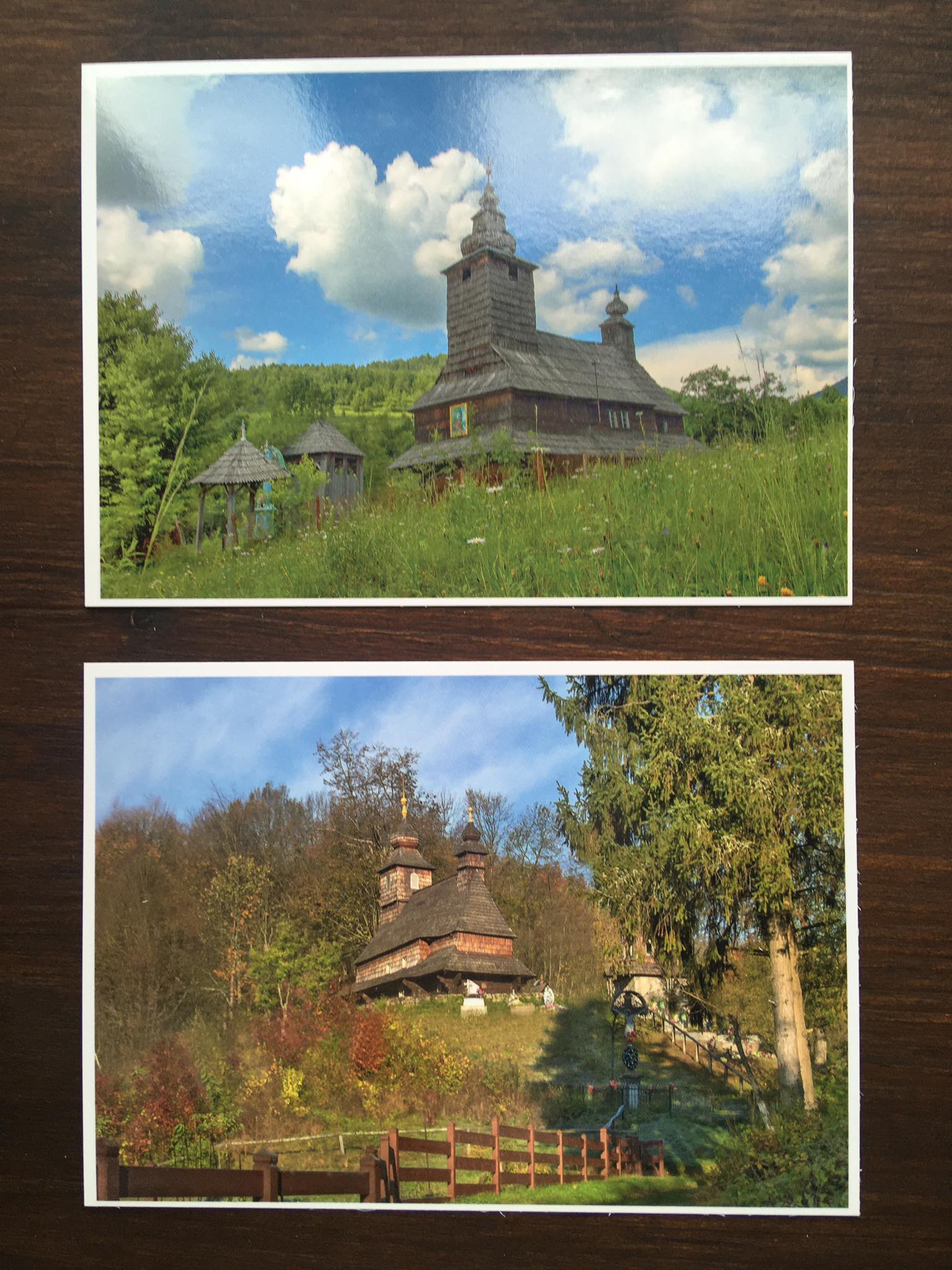Pohlednice - dřevěné kostely Zakarpatí